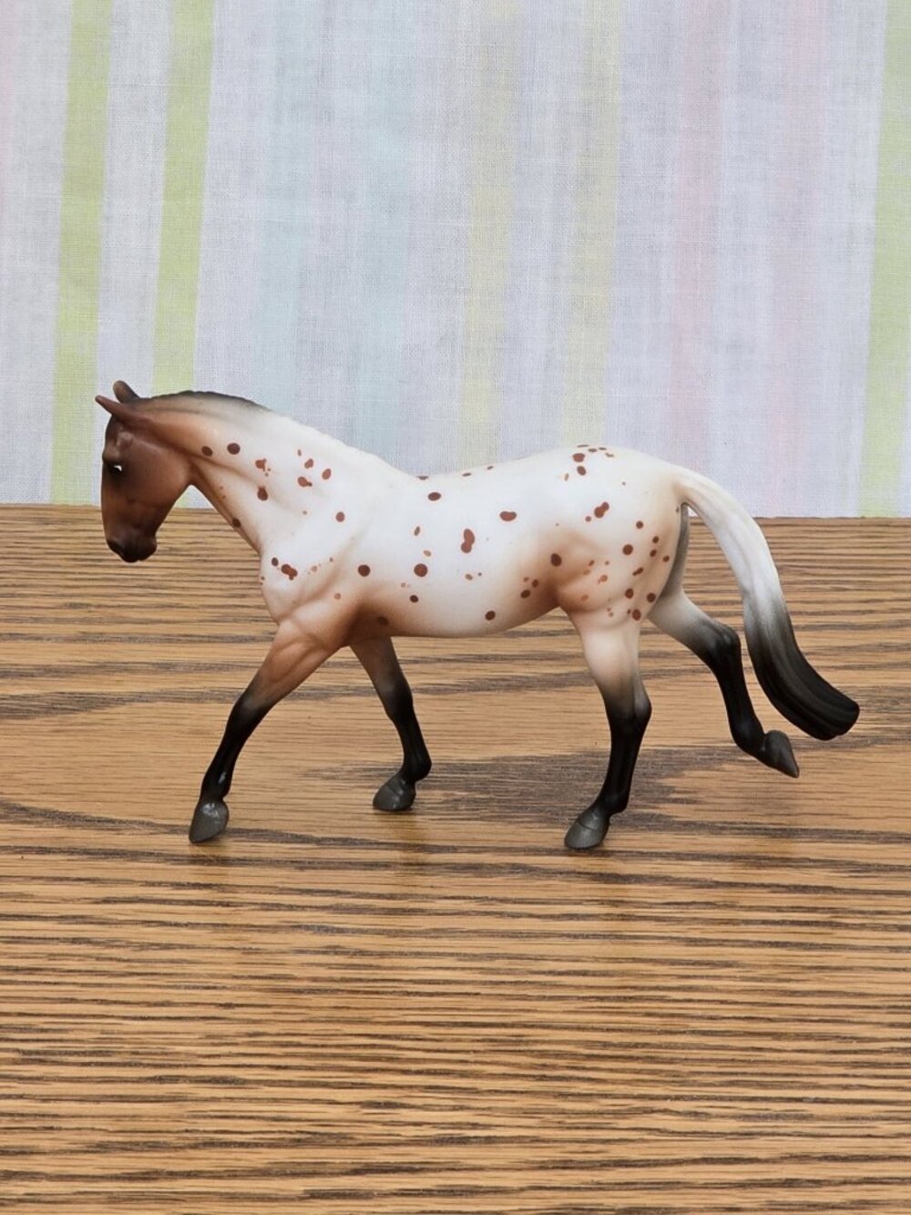 Breyer Stablemates 5548 Bay Extended Blanket Appaloosa - G5 Irish Draft Mold